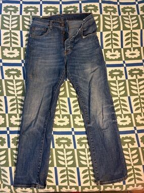 Androgynous straight-legged 6397 women’s jeans, size 27, made in Italy